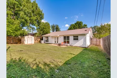 702 Woodcrest Drive, Grand Prairie, TX 75052 - Photo 31