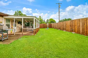 550 21st St NE, Paris, TX 75460 - Photo 23