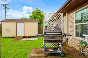 550 21st St NE, Paris, TX 75460 - Photo 21