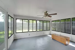 401 E Avenue G, Midlothian, TX 76065 - Photo 25