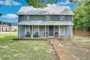 401 E Avenue G, Midlothian, TX 76065 - Photo 1