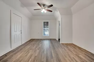 401 E Avenue G, Midlothian, TX 76065 - Photo 11