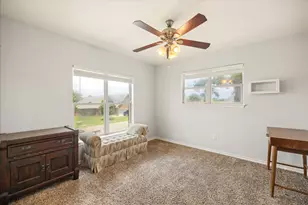 1033 Elk Ridge Dr, Stephenville, TX 76401 - Photo 21