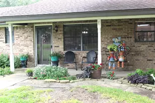 2610 Jasmine St, Stephenville, TX 76401 - Photo 3