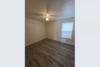 1225 Oakbluff Drive, Lancaster, TX 75146 - Photo 9