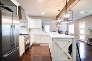 5881 Tracyne Dr, Westworth Village, TX 76114 - Photo 3
