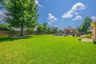 437 Winding Creek Ln, Waco, TX 76657 - Photo 37
