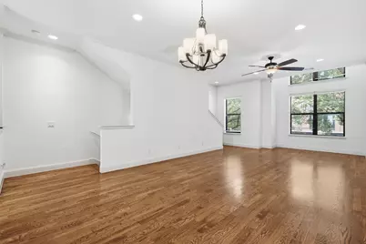 636 E Bluff Street, Fort Worth, TX 76102 - Photo 9