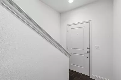 636 E Bluff Street, Fort Worth, TX 76102 - Photo 11