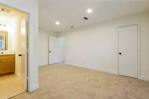 4394 Cochran Chapel Cir, Dallas, TX 75209 - Photo 23