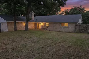 7449 Monterrey Dr, Fort Worth, TX 76112 - Photo 29