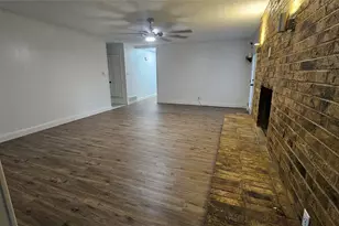 7449 Monterrey Dr, Fort Worth, TX 76112 - Photo 7
