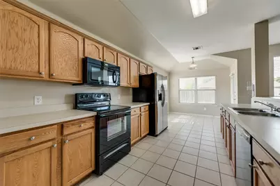 320 Tripp Trail, Denton, TX 76207 - Photo 9