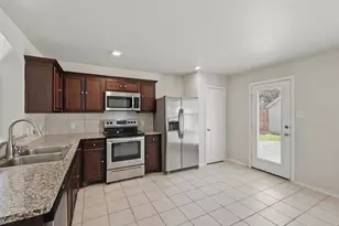 1530 Woodlake Dr, Waxahachie, TX 75165 - Photo 5