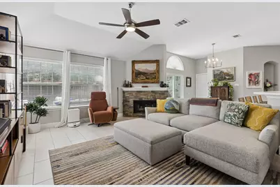 5809 Southmoor Lane, The Colony, TX 75056 - Photo 13