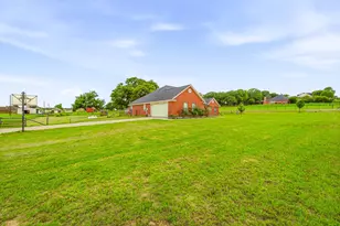 111 Adair Ln, Weatherford, TX 76088 - Photo 3