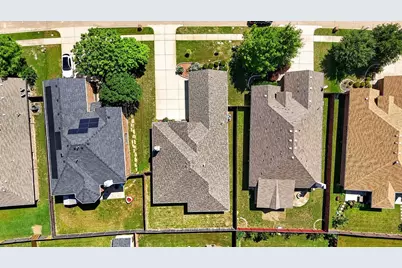 2360 Collin Drive, Grand Prairie, TX 75052 - Photo 31