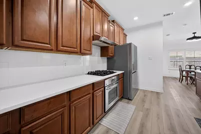 2360 Collin Drive, Grand Prairie, TX 75052 - Photo 11