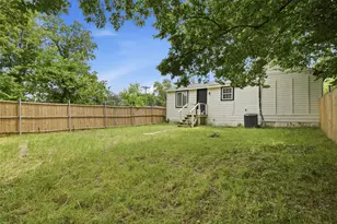 1214 Jones St, Greenville, TX 75401 - Photo 23