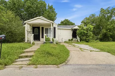 1214 Jones Street, Greenville, TX 75401 - Photo 1