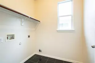 10201 Franklin Dr, Providence Village, TX 76227 - Photo 23