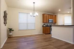 10201 Franklin Dr, Providence Village, TX 76227 - Photo 9