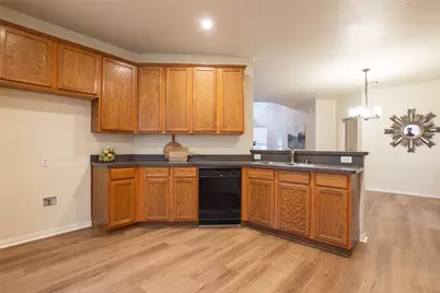 10201 Franklin Drive, Providence Village, TX 76227 - Photo 7