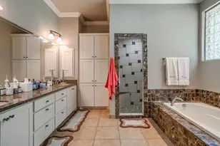 7406 Hampton Dr, Granbury, TX 76049 - Photo 25