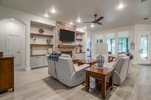 7406 Hampton Dr, Granbury, TX 76049 - Photo 15
