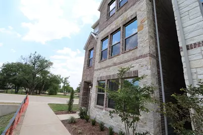 833 Tennessee Drive, Euless, TX 76040 - Photo 3