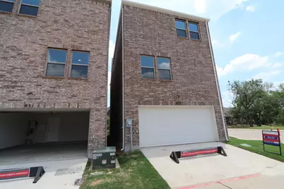 833 Tennessee Drive, Euless, TX 76040 - Photo 5