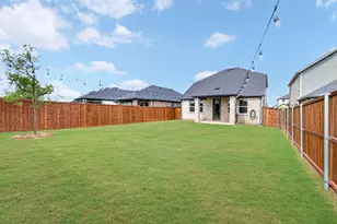 407 Cherry Laurel Dr, Little Elm, TX 75068 - Photo 27