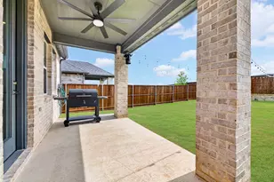407 Cherry Laurel Dr, Little Elm, TX 75068 - Photo 25
