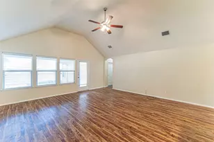 8036 Branch Hollow Trail, Fort Worth, TX 76123 - Photo 3