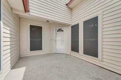 302 Manana Drive, Grand Prairie, TX 75050 - Photo 3