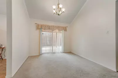 302 Manana Drive, Grand Prairie, TX 75050 - Photo 9