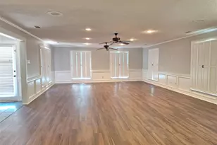 1113 Crest Park Dr, Garland, TX 75042 - Photo 5