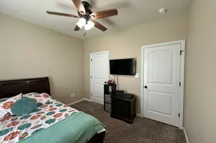 211 Hilre Dr, Sherman, TX 75092 - Photo 17