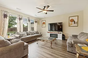 736 Fletcher Dr, Fate, TX 75087 - Photo 5