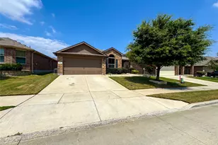 708 Stanmire Lake Trl, Fort Worth, TX 76120 - Photo 35