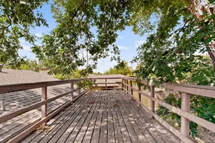 7117 Hunnicut Rd, Dallas, TX 75227 - Photo 33