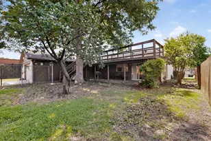 7117 Hunnicut Rd, Dallas, TX 75227 - Photo 37