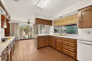 7117 Hunnicut Rd, Dallas, TX 75227 - Photo 15