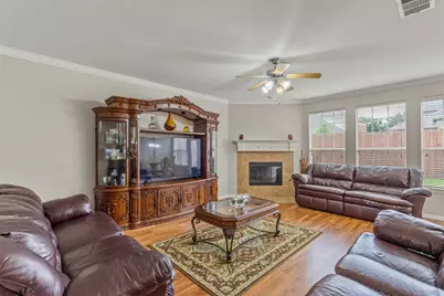 12436 Littlefield Drive, Frisco, TX 75035 - Photo 11