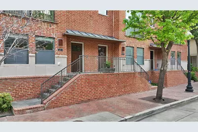 2420 Hugo Street #3, Dallas, TX 75204 - Photo 3
