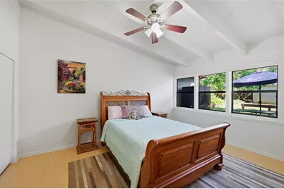 513 W Easy Street, Sherman, TX 75092 - Photo 17