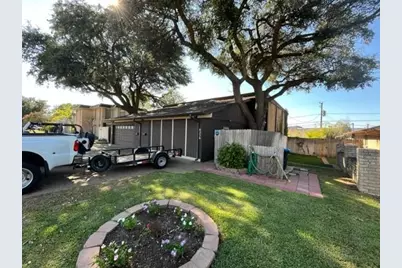 6236 Wheaton Drive, Fort Worth, TX 76133 - Photo 3