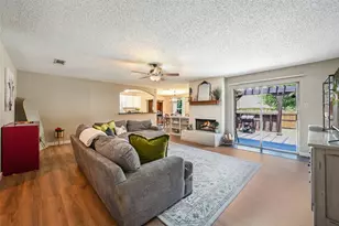 4421 Tiptop St, Haltom City, TX 76117 - Photo 5
