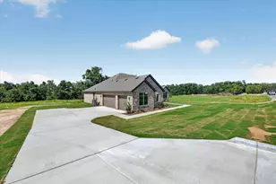 409 McAlpine, Springtown, TX 76023 - Photo 3