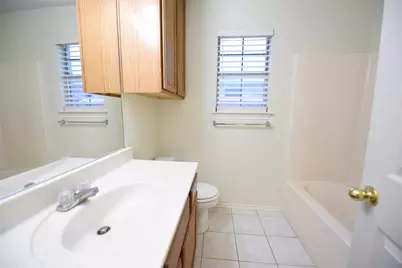 6419 Brookhaven Trail, Arlington, TX 76001 - Photo 9